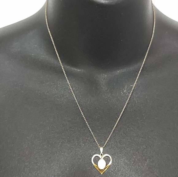 Vintage Glittering White Opal & Gold Filled Pendant & Chain (Libra Gemstone) - Picture 2 of 15